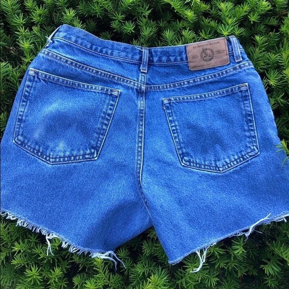 Eddie Bauer Vintage Jean Shorts - Picture 2 of 2